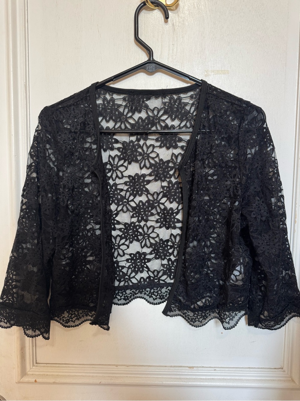 Black Floral Lace Cropped Open Cardigan